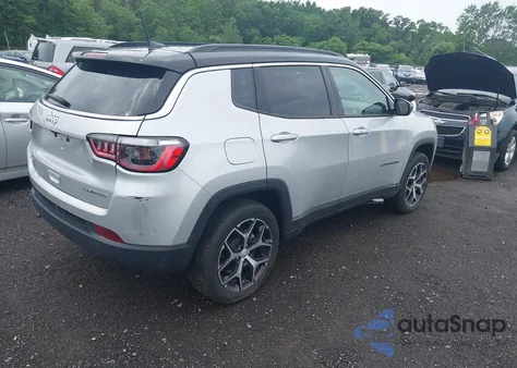 2024 Jeep Compass Limited 4X4 из США, поврежденный, VIN 3C4NJDCN1RT144271